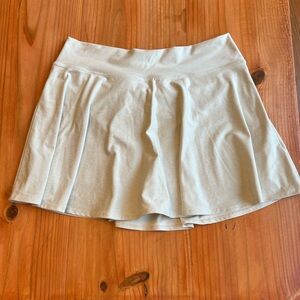 Old Navy Active Cream Skirt